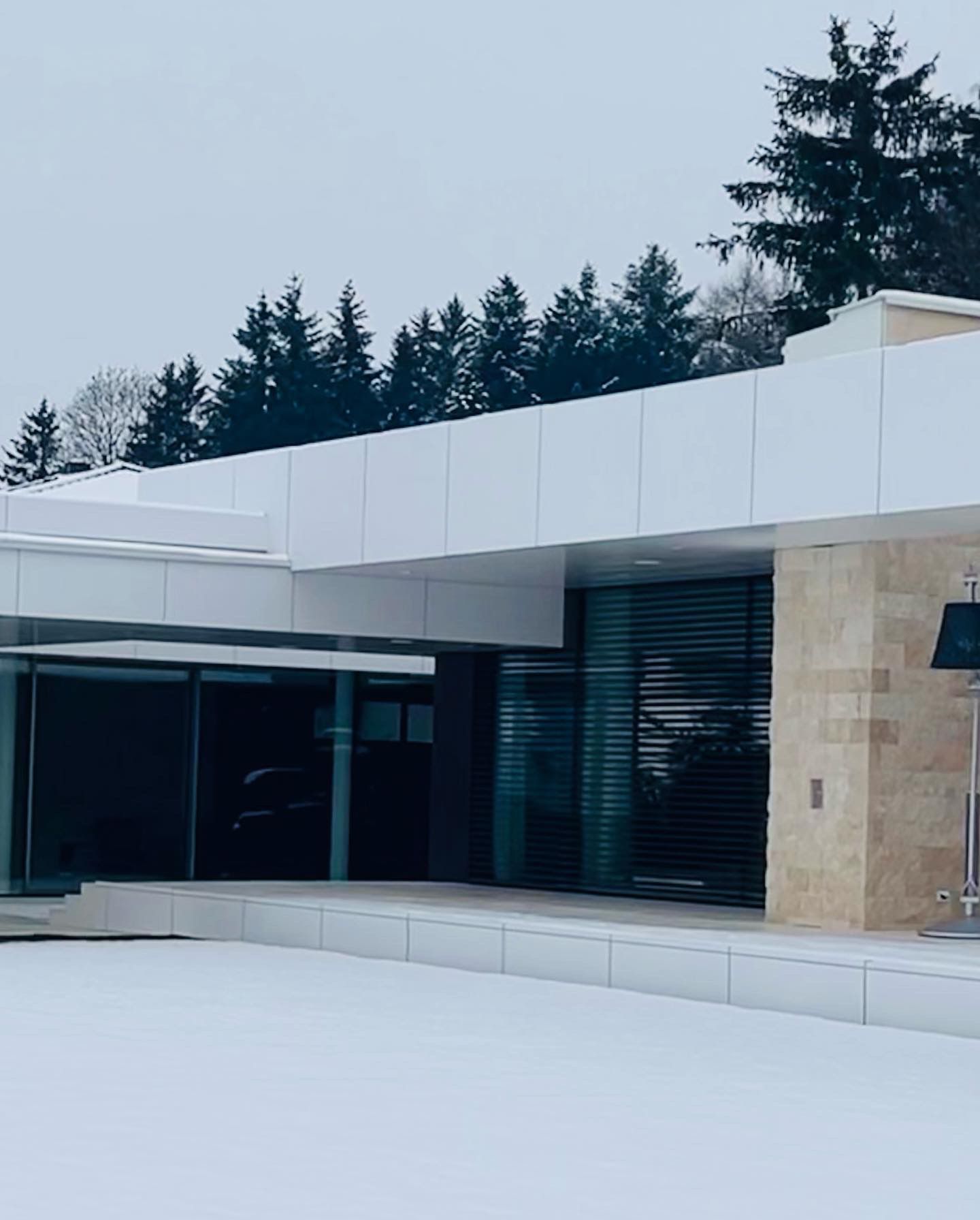 89b78a00-2253-4efb-a1d5-ec478ae9b1b2