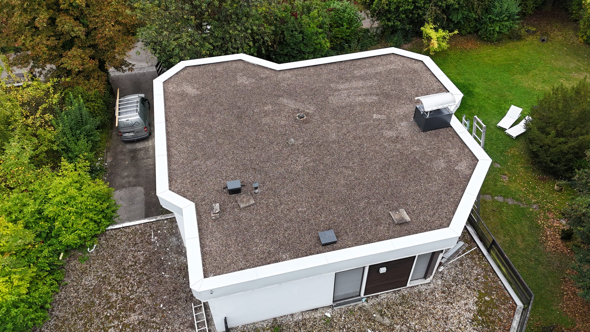 8efd2481-12e1-460a-88a8-f9942f33d46c