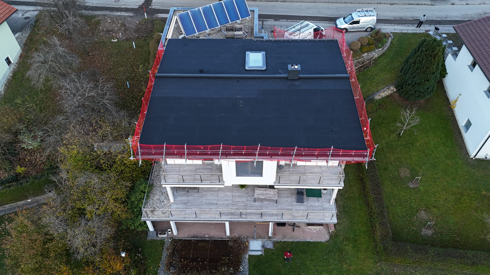 efeb1a55-4296-4970-adad-3476ca6be0f0